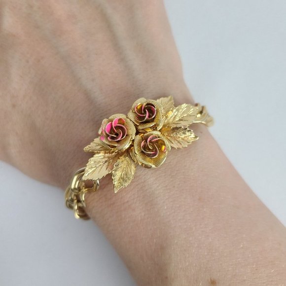 Vintage Jewelry - Vintage Gold Rose Chain Link Bracelet